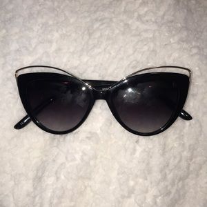 Cateye sunglasses from proozy🕶